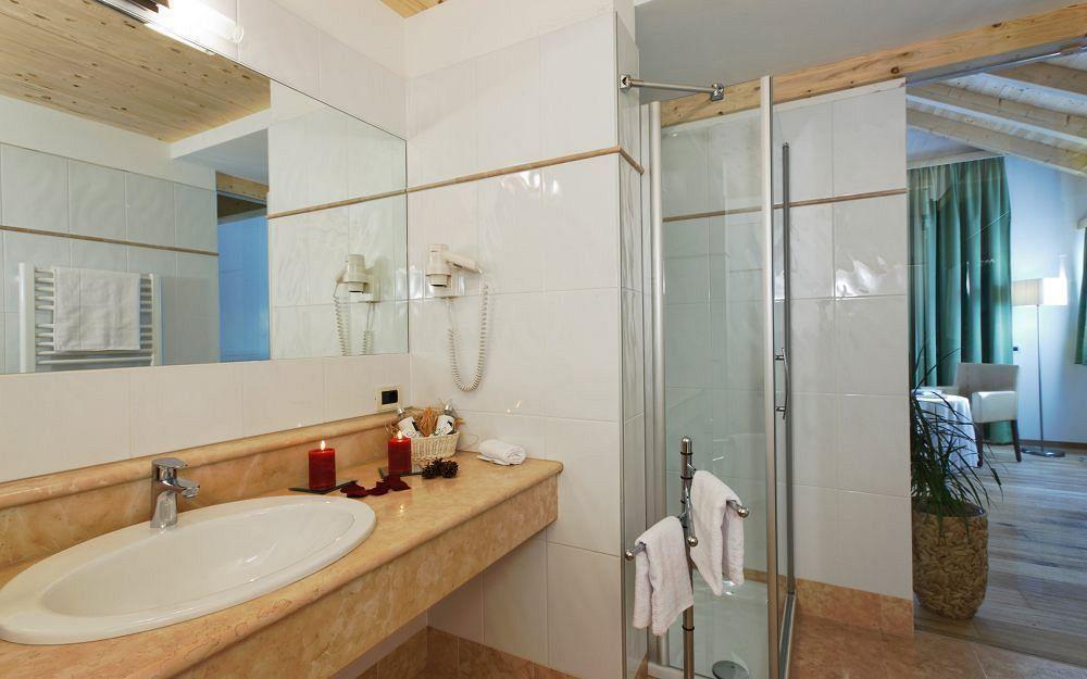 Hotel Monte Paraccia Сан-Віджиліо-ді-Мареббе Екстер'єр фото