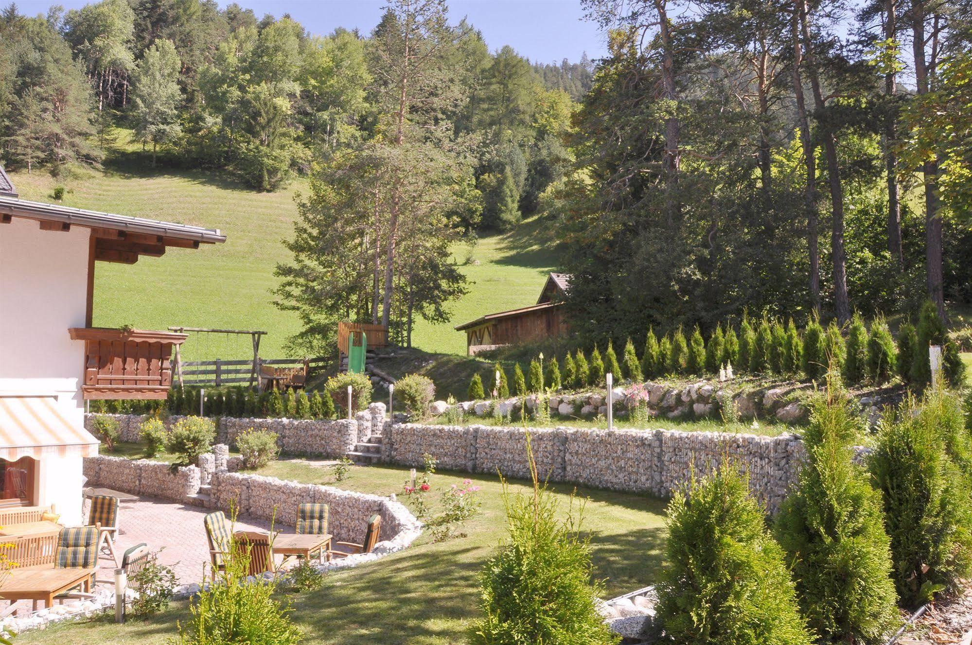 Hotel Monte Paraccia Сан-Віджиліо-ді-Мареббе Екстер'єр фото
